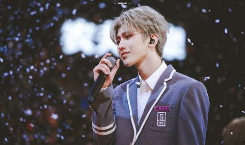 娱乐吃瓜罗蔡徐坤